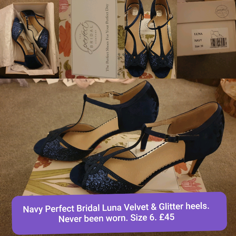 navy shoes size 6